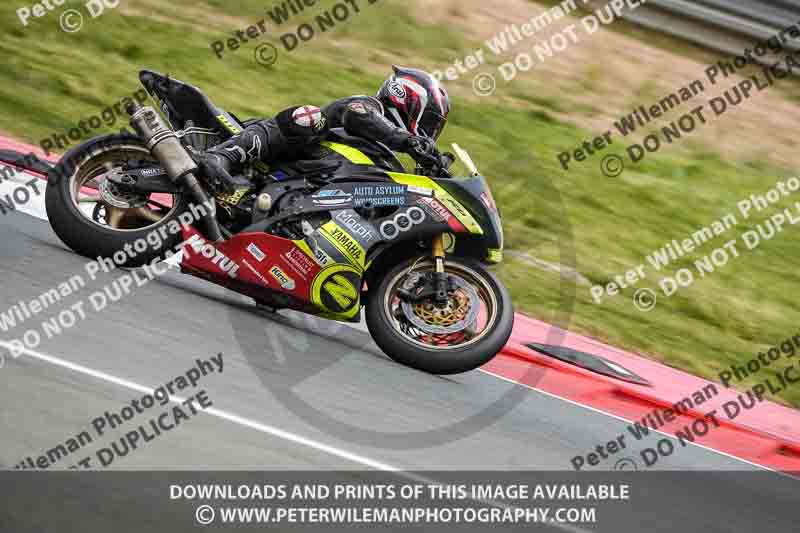cadwell no limits trackday;cadwell park;cadwell park photographs;cadwell trackday photographs;enduro digital images;event digital images;eventdigitalimages;navarra;no limits trackdays;peter wileman photography;racing digital images;trackday digital images;trackday photos
